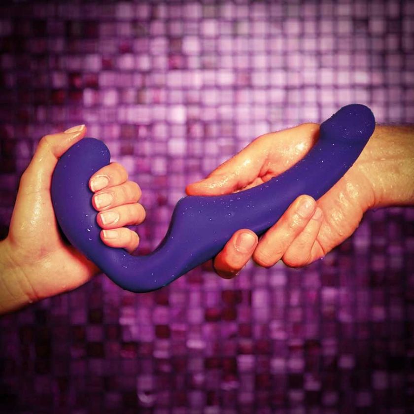 Share Dildo FUN FACTORY