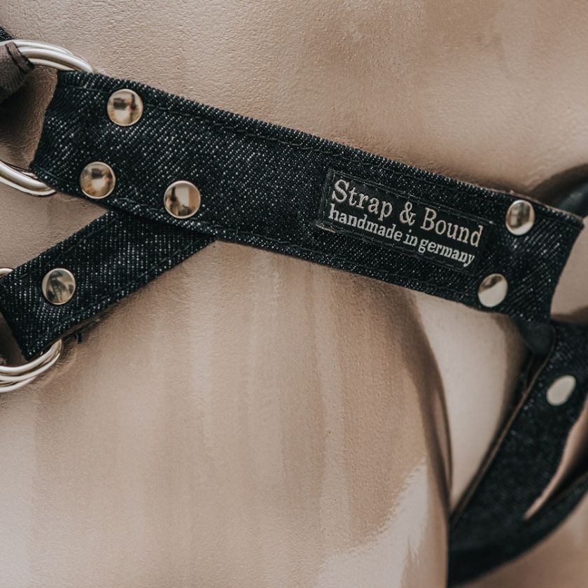 Strap & Bound FUN FACTORY
